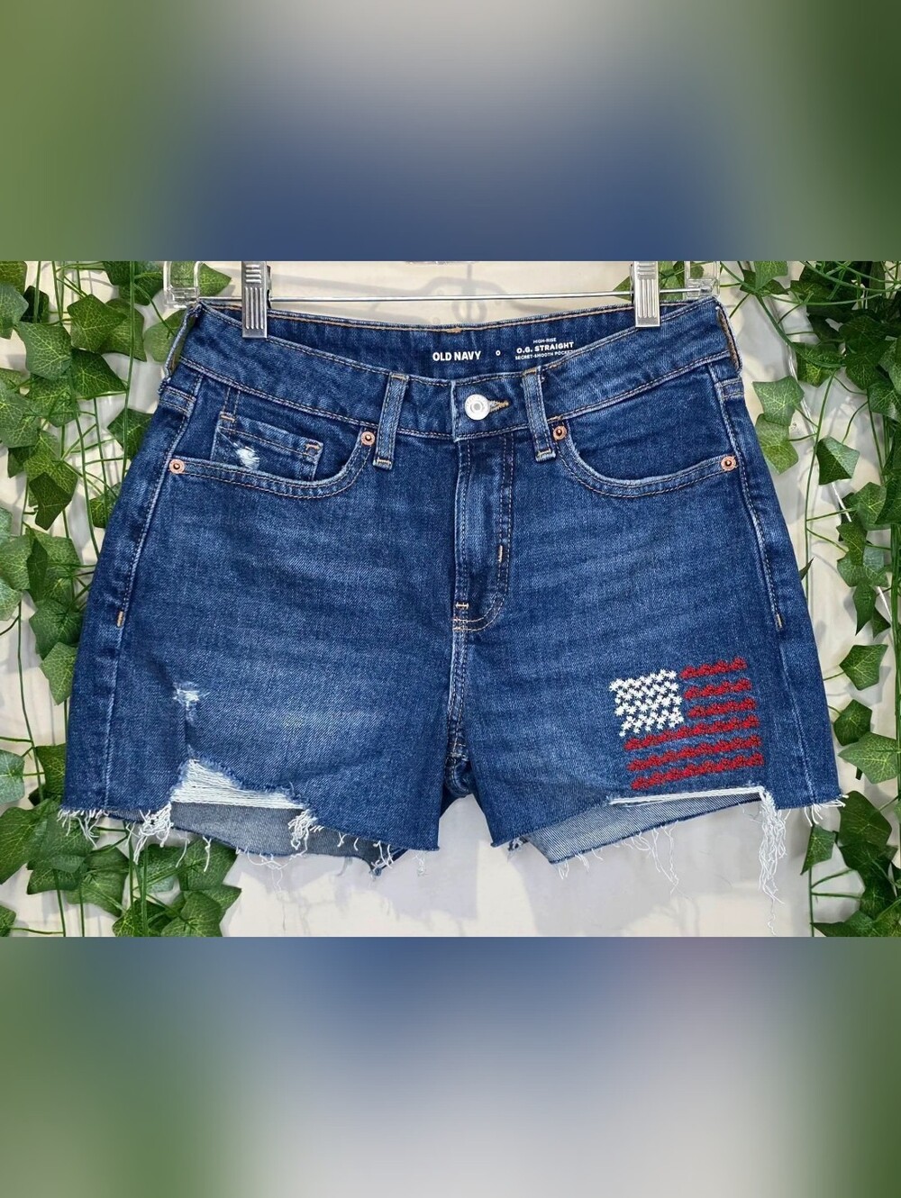 Sz 0 • Old Navy Shorts